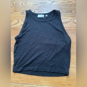 Aritzia Wilfred Free Crop Tank In Black Size M
